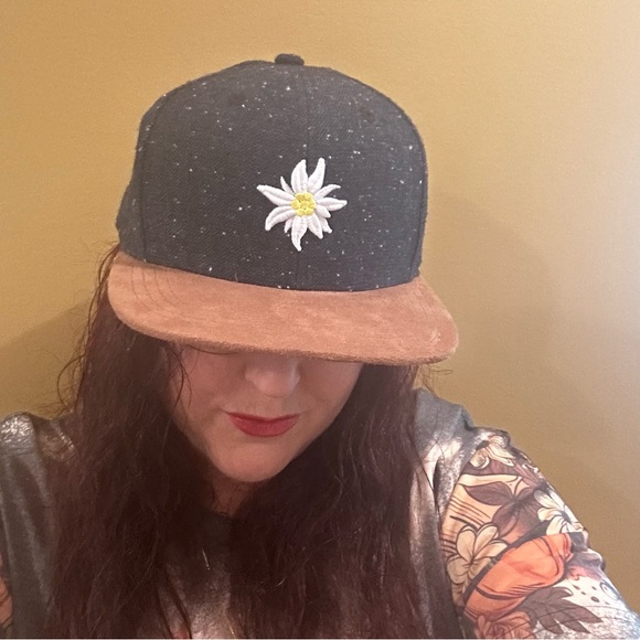 Bavarian Caps Unisex Basecap Edelweiß Outdoor V2 – Visiera Curva, Colore Lindgrün, Modello CX216